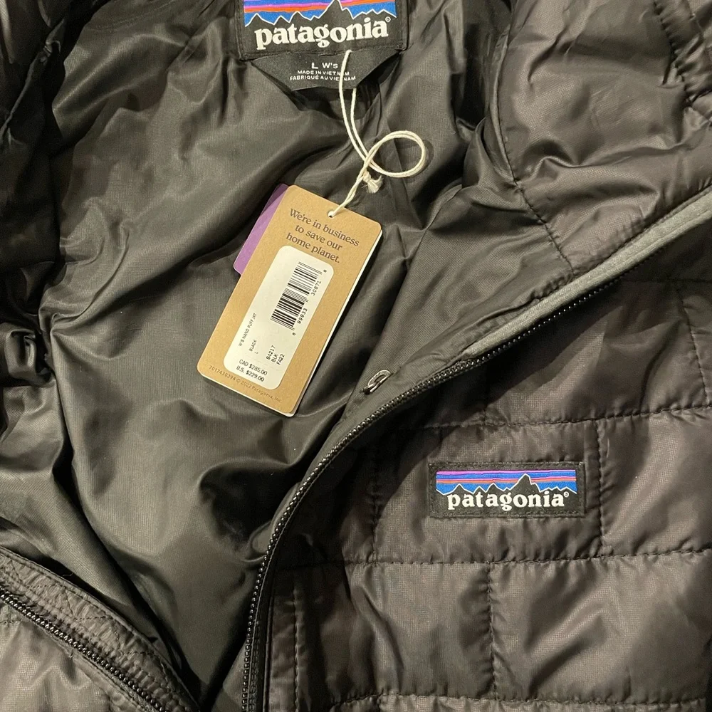 Patagonia Women’s Nano Puff Jacket - Picture 6 of 7